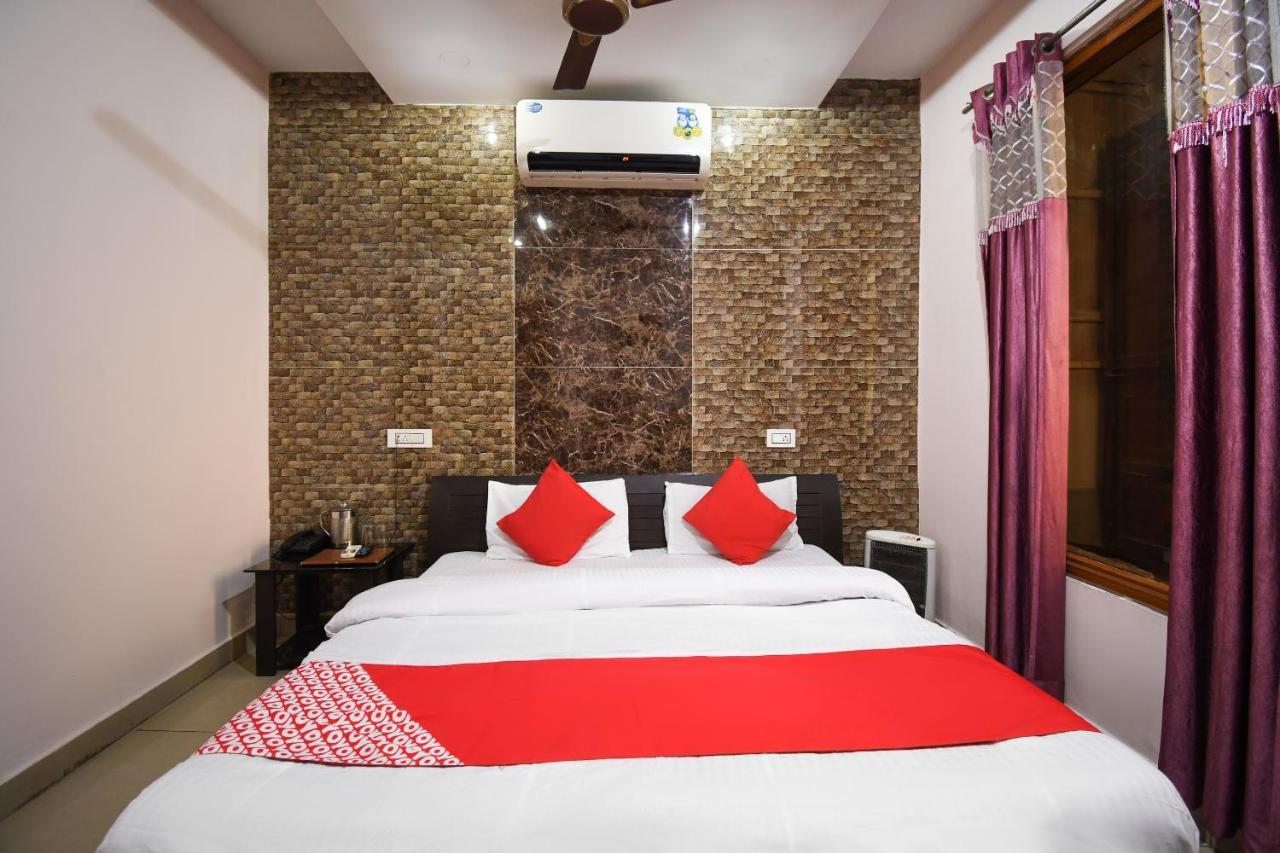 Oyo 67033 Hotel Sahil Plaza Una  Eksteriør billede
