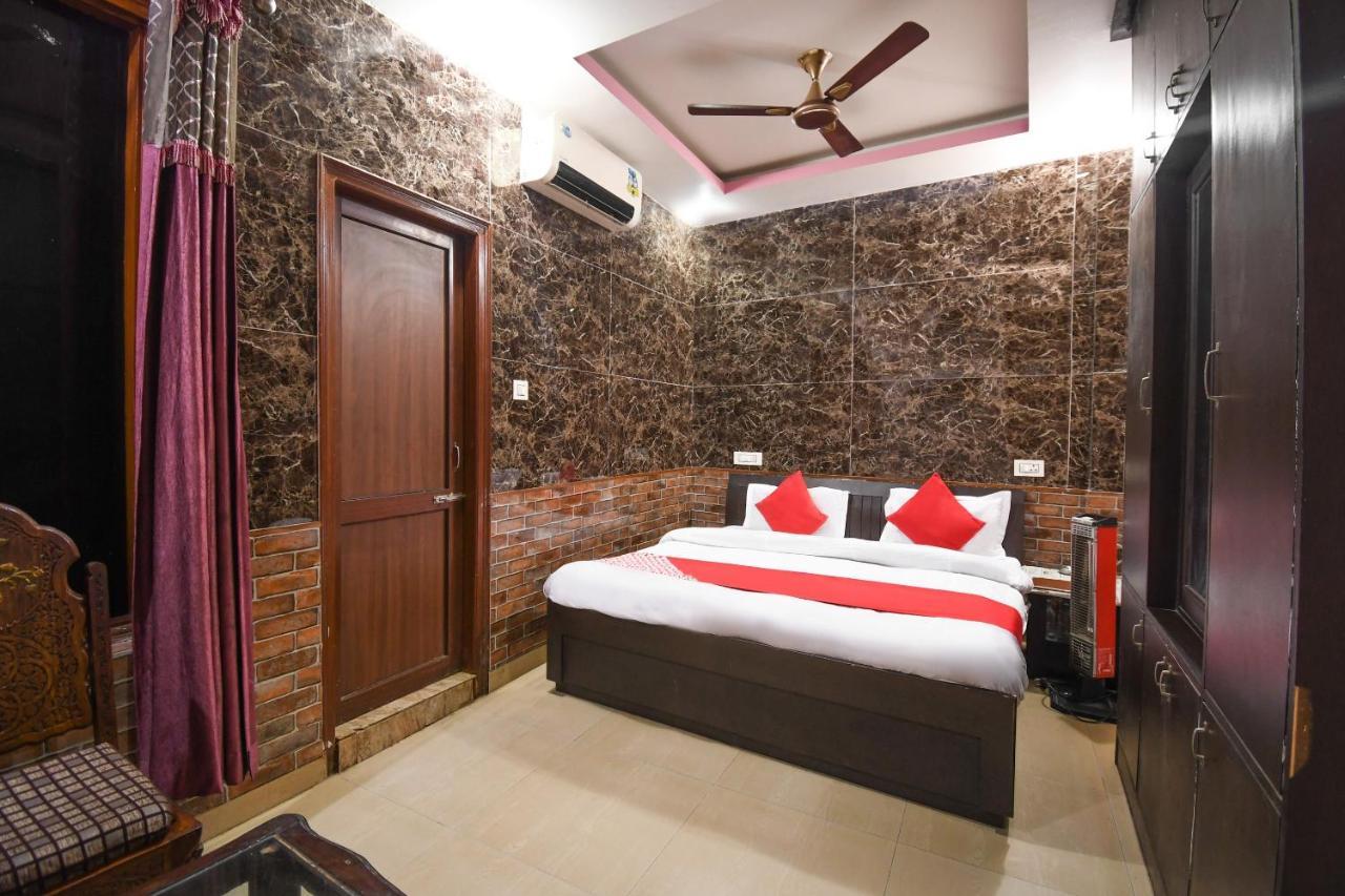 Oyo 67033 Hotel Sahil Plaza Una  Eksteriør billede